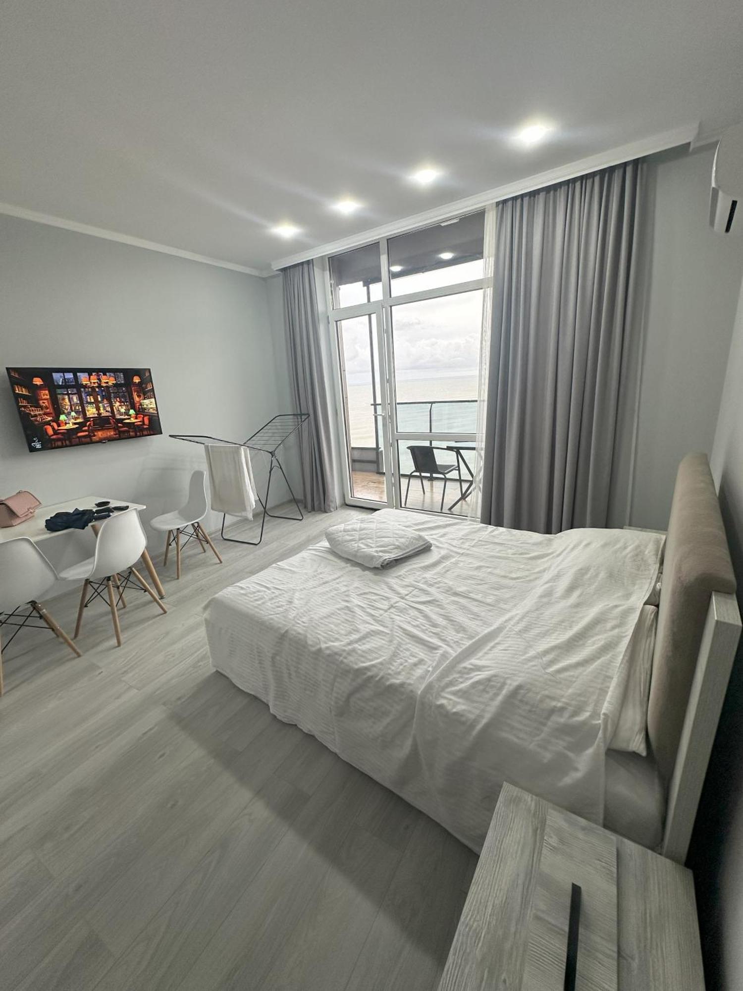 Bi Residence Sea View Luxury Batumi Esterno foto