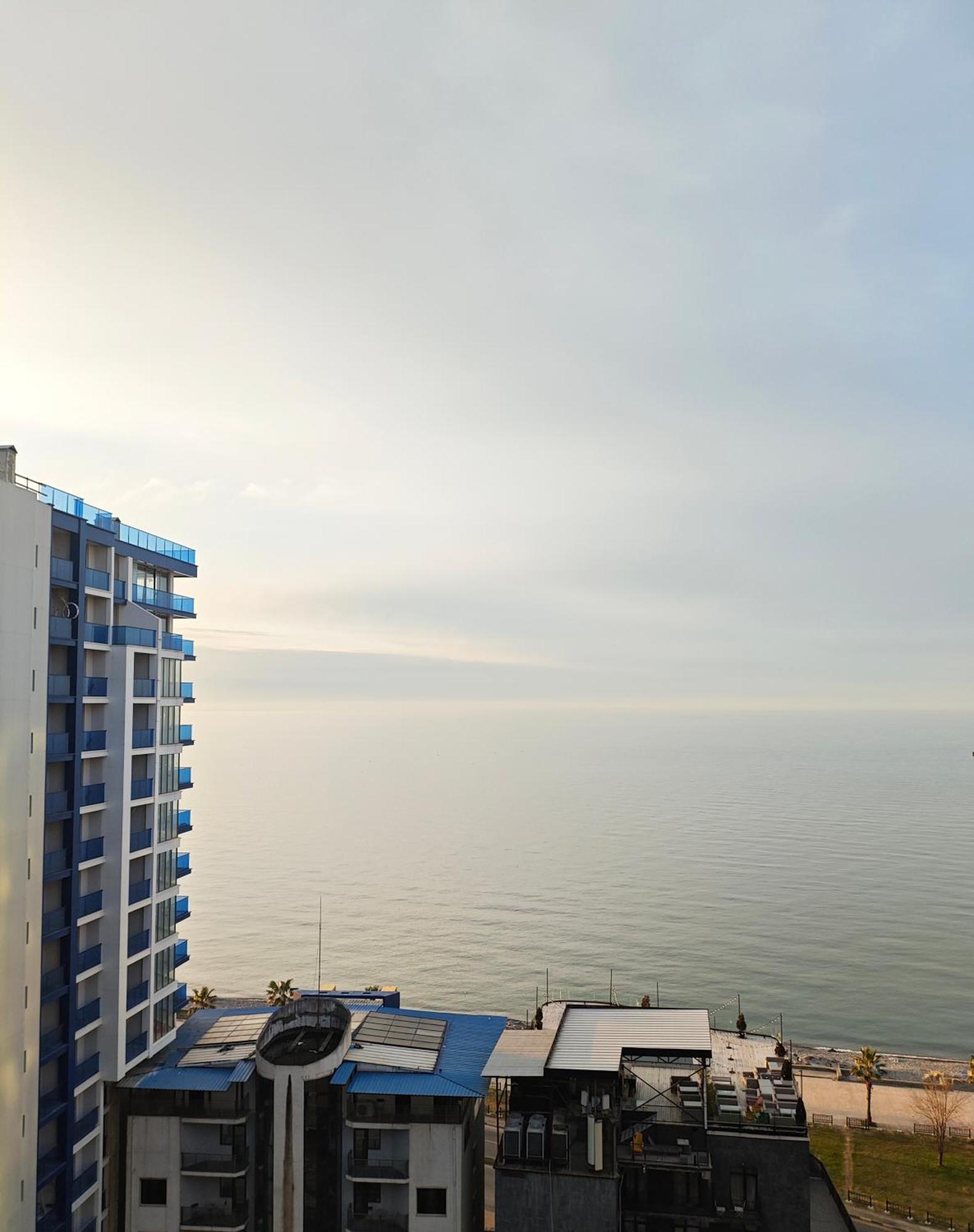 Bi Residence Sea View Luxury Batumi Esterno foto
